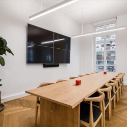 Office suites to rent in Paris