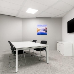 Serviced offices to let in Rueil-Malmaison