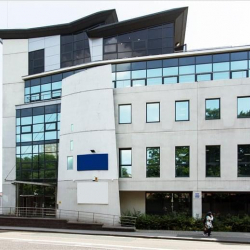 Office suites to lease in Leeds