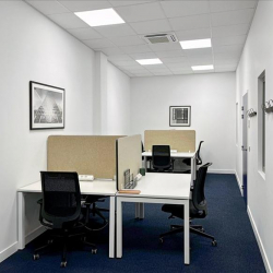 Office space to lease in Douai