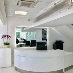 Serviced office to let in London