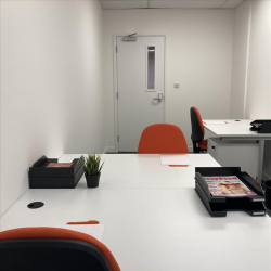 Office suite to lease in London