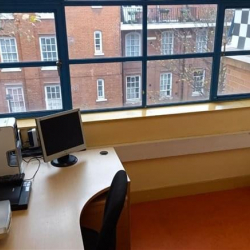 Executive office to lease in London