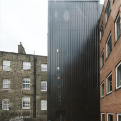 Exterior view of 222 Bishopsgate