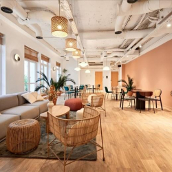 Office accomodation to hire in Paris