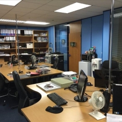 Office suite to rent in Glasgow