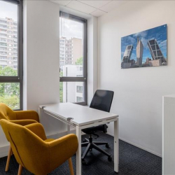 Office accomodations to let in Villeurbanne