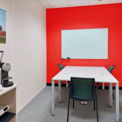 Office spaces to rent in Orléans