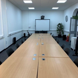 Serviced office centre to rent in London