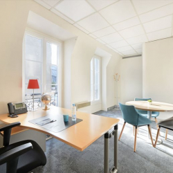 Executive suite to hire in Paris