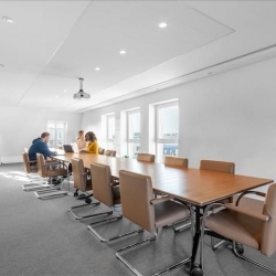 Serviced office centre to rent in Paris