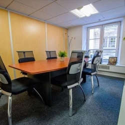 Executive office to rent in Paris