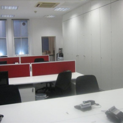 Executive office to lease in London