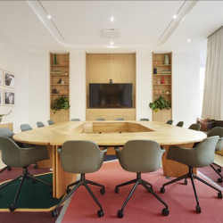 Serviced office to lease in London