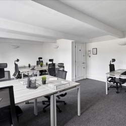 Serviced office centre to rent in London