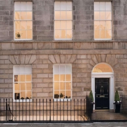 Executive office centre to hire in Edinburgh