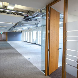 Office accomodations to lease in London