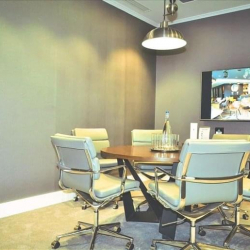 Executive office to rent in London