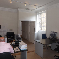 Office suites to rent in London