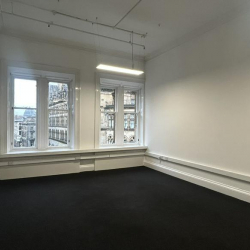 Executive suite to lease in Glasgow