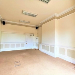 Bletchingley Road serviced offices