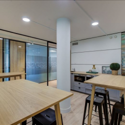 Serviced office to let in Madrid