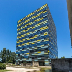 Office accomodation in Vila Nova de Gaia