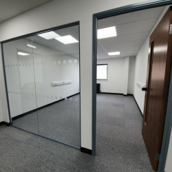 Office space to hire in Oldbury