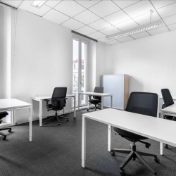 Office suites in central Milan