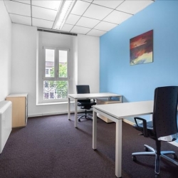 Serviced offices to let in Milan