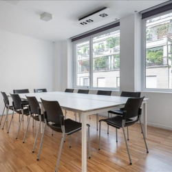 Office suites in central Milan