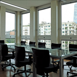 Office spaces in central Milan