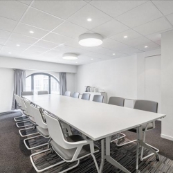 Office suites to lease in Le Mans