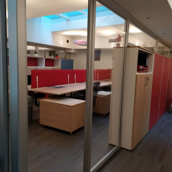 Office suites to let in Milan