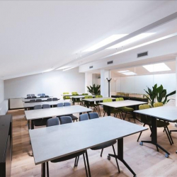 Serviced offices in central Milan