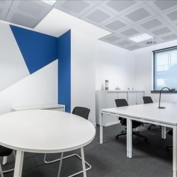 Serviced offices in central Milan