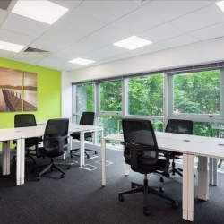 Office suite to let in Birmingham