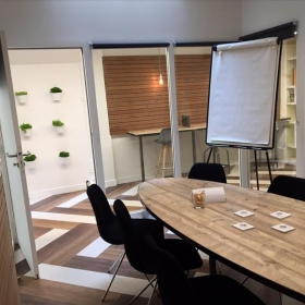 Office suites to hire in Paris. Click for details.