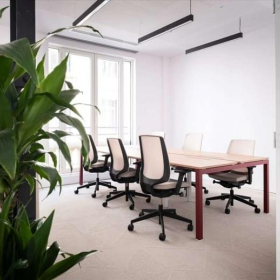 Office accomodation - Paris. Click for details.