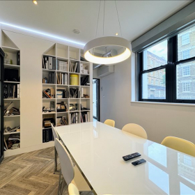 Executive office in London. Click for details.