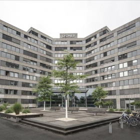 Offices at Hahnstraße 70. Click for details.