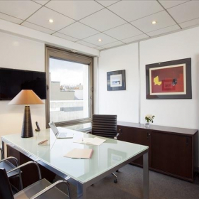 10 Rue de la Paix office accomodations. Click for details.