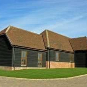 Serviced offices in central Kingsclere. Click for details.