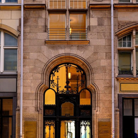 Exterior view of Unter den Linden 17. Click for details.