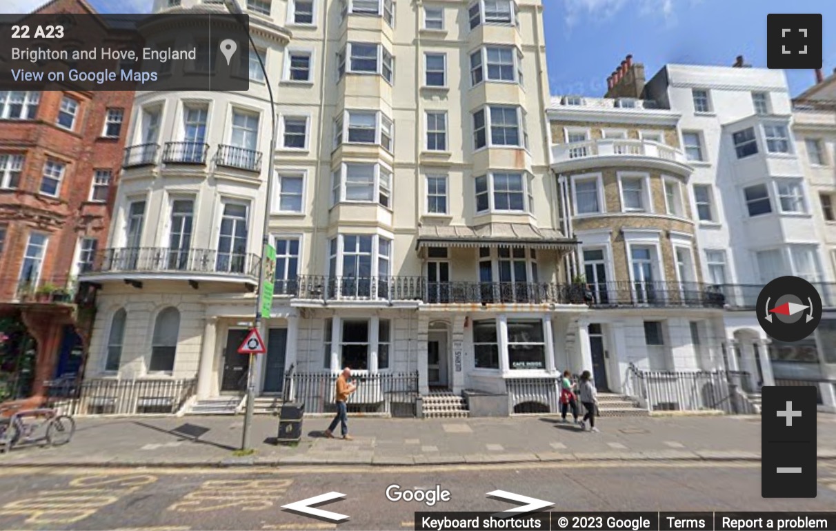 Street View image of Pier Werks, 21-22 Old Steine, Brighton, East Sussex