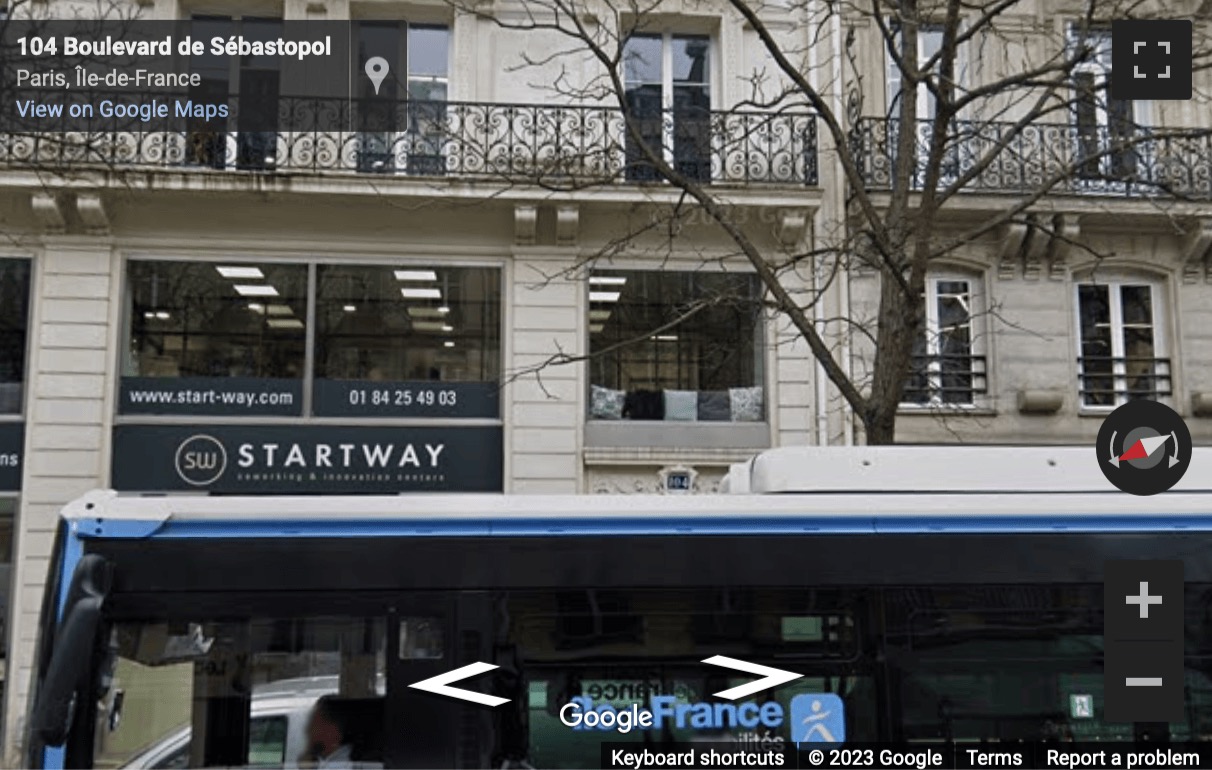 Street View image of 104 Boulevard Sébastopol, Paris