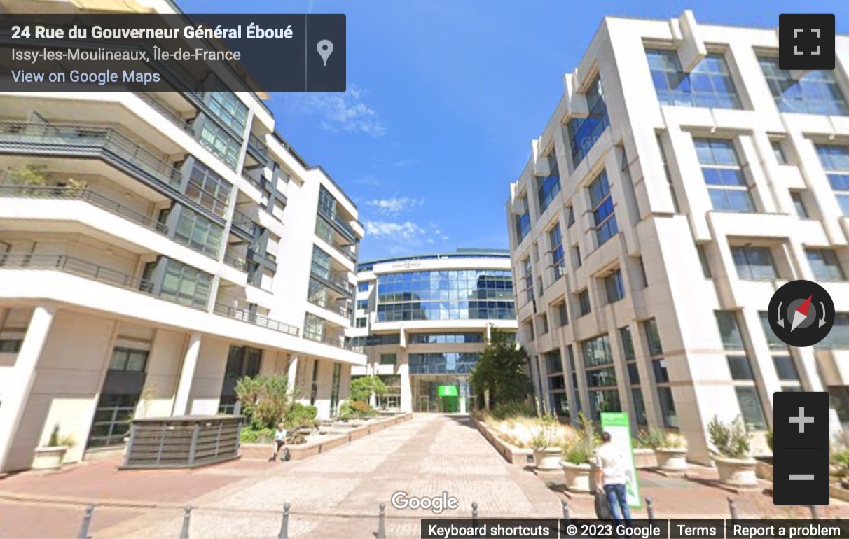 Street View image of 22 Rue du Gouverneur Général Éboué, Issy-Les-Moulineaux, Hauts-de-Seine