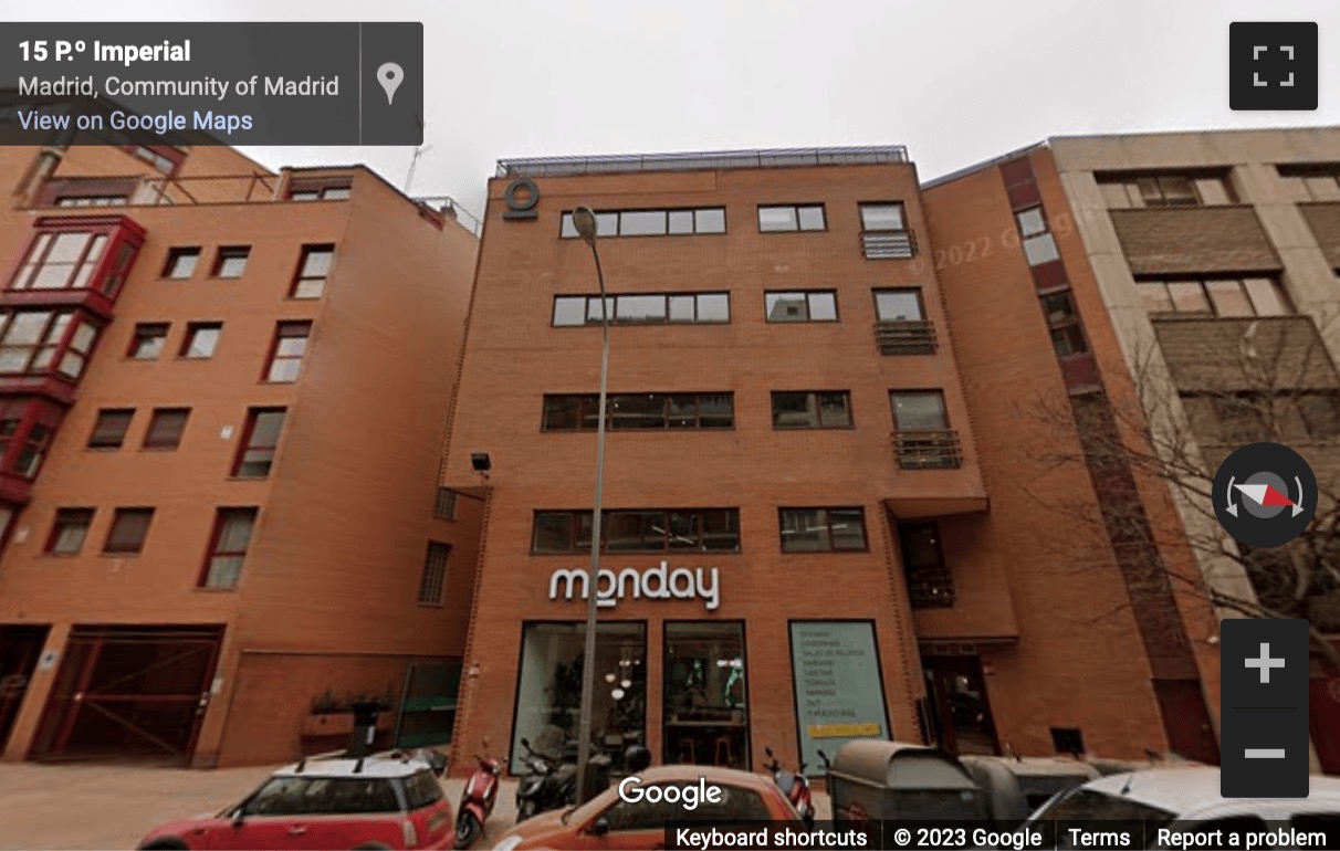 Street View image of Paseo Imperial 14, Madrid