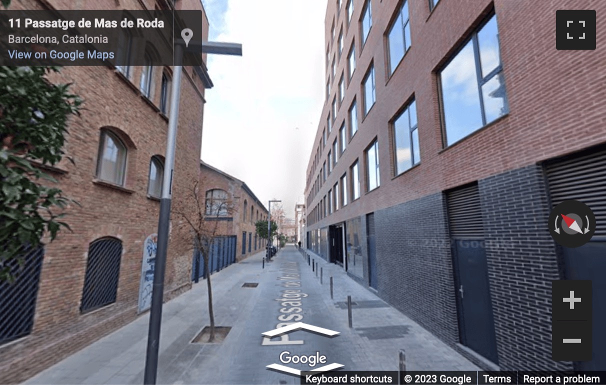 Street View image of Passatge Mas de Roda, 6-14, Barcelona