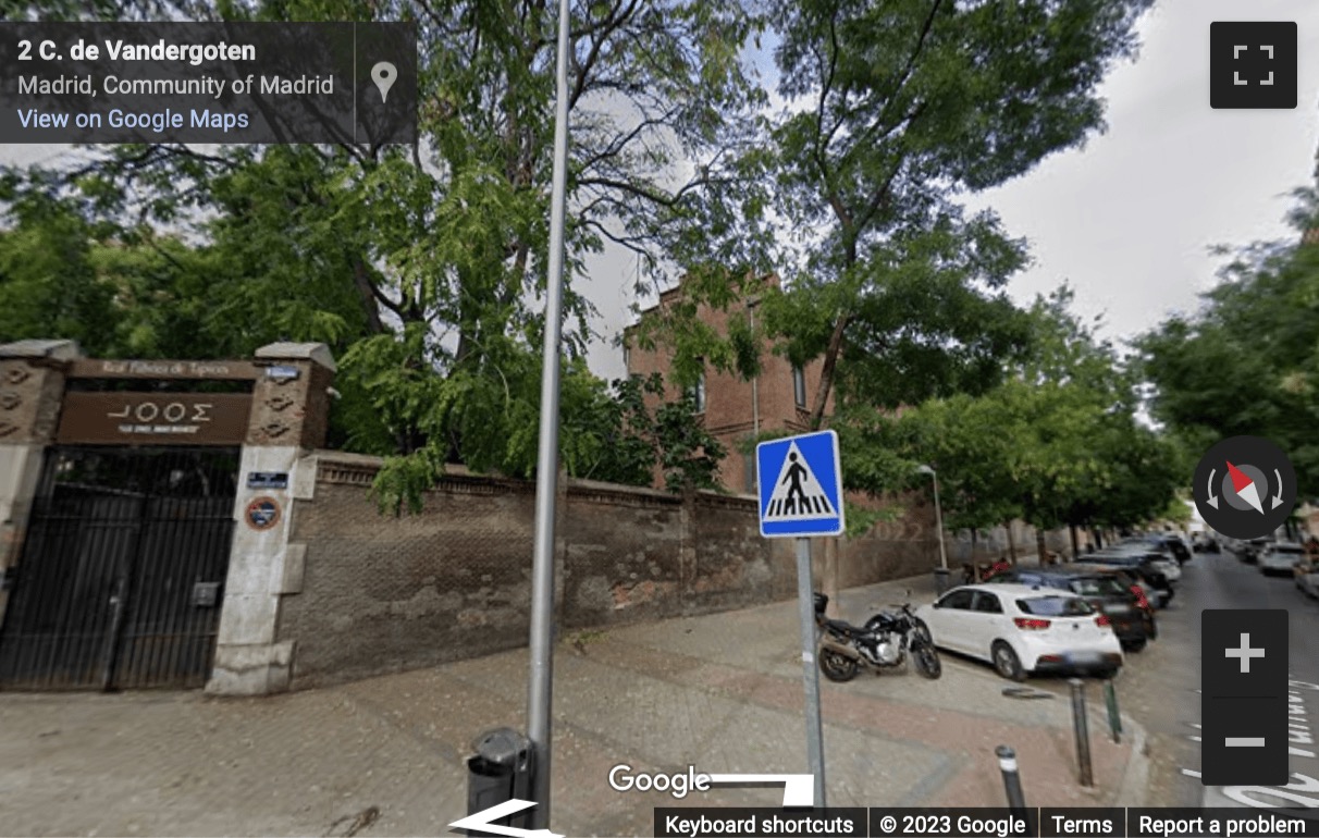 Street View image of Calle de Vandergoten, 1, Tapices, Madrid